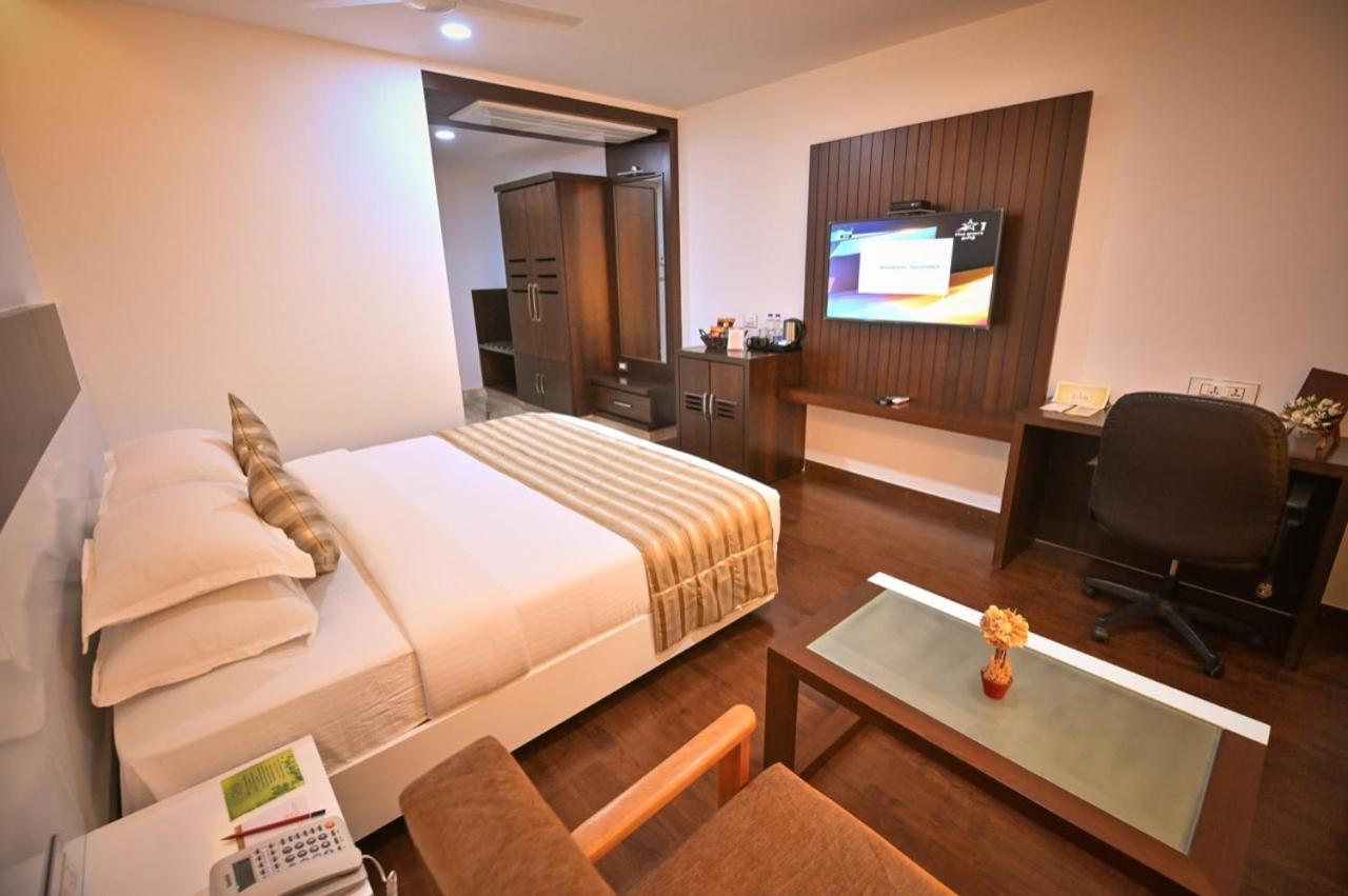 Chola Serviced Apartment Tiruchirappalli 外观 照片